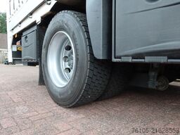 Mercedes-Benz Antos 1924L Huif + Klep Dhollandia 2000 KG Euro 6