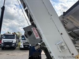 Nissan NT400 + 29 METER LADDER/VERHUIS LIFT + HYDROLIC...