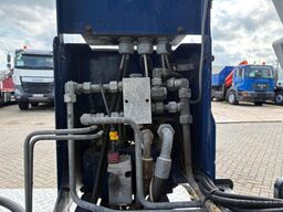 Nissan NT400 + 29 METER LADDER/VERHUIS LIFT + HYDROLIC...
