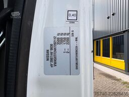 Nissan NT400 + 29 METER LADDER/VERHUIS LIFT + HYDROLIC...