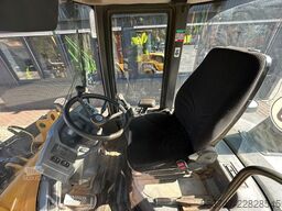 Volvo L 30 G / SW / Klappschaufel / Gabel