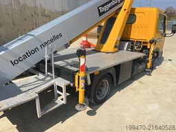 Palfinger P260B (26m) on Nissan 3.5 ton