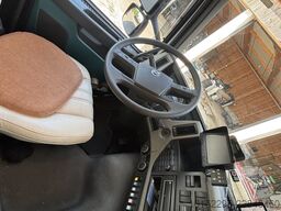 Volvo FM500AKX Pferdetransporter 8 Pferde