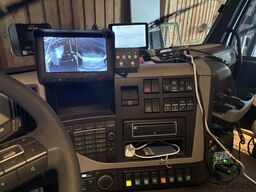 Volvo FM500AKX Pferdetransporter 8 Pferde