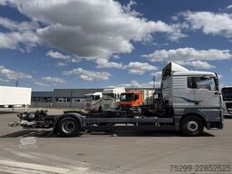 MAN 18.413 4x2 WB LKW AHK