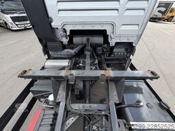 MAN 18.413 4x2 WB LKW AHK