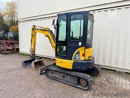 KOMATSU PC26MR-3 / 2020 BJ / 2 x Löffel