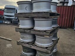 UNKNOWN 11.75 R 22.5  DISC RIM