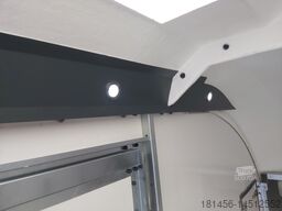 Brian James Trailers Race Transporter 4 Premiumaustattung Neu