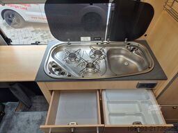 LA STRADA Avanti EB *Einzelbetten*Solar*Navi*Dieselheizung