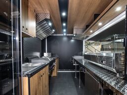 Man FOOD TRUCK Imbiss Handlowy Burger