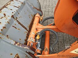 Atlas Weycar 35 Bucket + Forks!