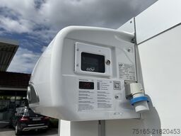 WM MEYER AZKHLN 2526/151 Seitenlader Tiefkühlanhänger