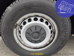 MAN TGE 180 - BOX