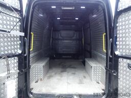 Volkswagen Crafter Kasten 35 HochLang AUT/NAV/KAM/DACHTRÄGER