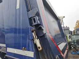 SCHMITZ CARGOBULL 3-Achs-Kippmulde Stahlmulde 2x Liftachse
