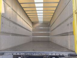 MAN TGL 12.250 4x2 Euro 6 Möbelkoffer m. Treppe