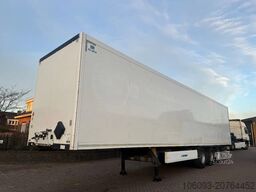 Krone 3-Ass gesloten oplegger APK 12-2025 Geisoleerd...