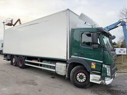 Volvo FM 330 6x2 CLOSED BOX / KOFFER 9m10 - LIFT + ST...