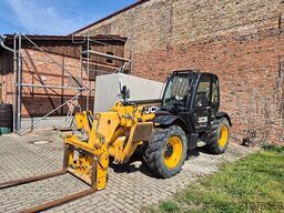 JCB 533-105