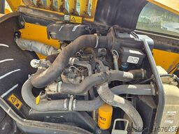 JCB 533-105