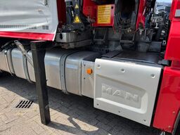 MAN TGX 26.480 XXL 6X2 HMF 2620 CRANE + BDF BODY + ...