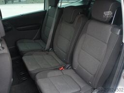 VOLKSWAGEN Sharan Comfortline BI-Xenon 7 Sitzer 135KW/183PS