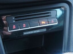 VOLKSWAGEN Sharan Comfortline BI-Xenon 7 Sitzer 135KW/183PS