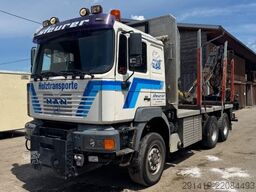 Autocarro forestale MAN 33.464 DFALC 6x6 Allrad Holzlkw mit Kran Bj 2003