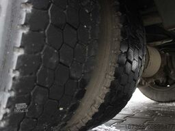 MERCEDES-BENZ ATEGO 815, TAIL LIFT