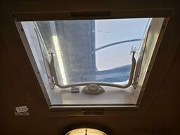 HOBBY OPTIMA ONTOUR T70 SOLAR Markise Fahrradträger