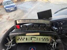 Scania P320 + HIAB 144 + GARNIER Kiper