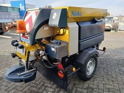 SCHMIDT Nido Stratos Anhänger-Salzstreuer 0,8 cbm + FS