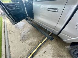 Dodge RAM  1500 Laramie