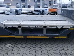 GOLDHOFER 3-achs Satteltieflader mit zwei Radmulden