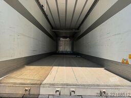 SCHMITZ CARGOBULL SCB S3B Carrier Bi-Temp Trennwand Liftachse 2315