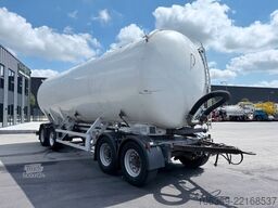  HMK Bilcon 30 t. 42 m3 Silo tank 6 Compartment