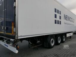 KRONE CH?ODNIA / 2017 ROK / CARRIER VECTOR 1550