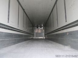 KRONE CH?ODNIA / 2017 ROK / CARRIER VECTOR 1550