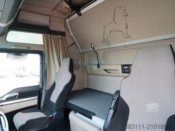 MAN TGX 18.460 / XXL / RETARDER / NAVI RIO