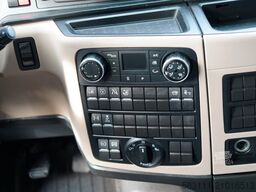 MAN TGX 18.460 / XXL / RETARDER / NAVI RIO