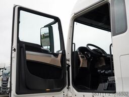 MAN TGX 18.460 / XLX / RETARDER / FULL AIRMATIC 