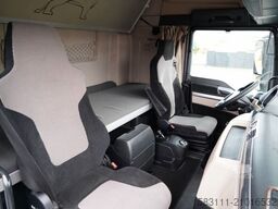 MAN TGX 18.460 / XLX / RETARDER / FULL AIRMATIC 