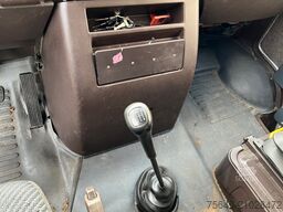 Mercedes-Benz 711 D-KA 4x2 711 D-KA 4x2, Standklima, 11-Sitze, 2 x on stock