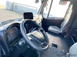 Iveco-Magirus Trakker AD410T50 8x4 Trakker AD410T50 8x4, Stahlmulde ca. 16m³, hydr. Heckklappe