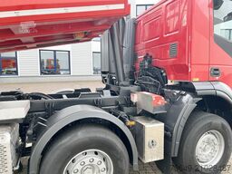 Iveco-Magirus Trakker AD410T50 8x4 Trakker AD410T50 8x4, Stahlmulde ca. 16m³, hydr. Heckklappe