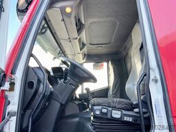 Iveco-Magirus Trakker AD410T50 8x4 Trakker AD410T50 8x4, Stahlmulde ca. 16m³, hydr. Heckklappe