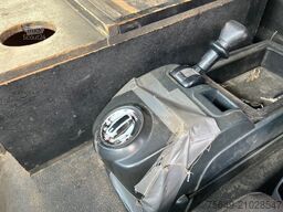 MAN TGM 13.250/340 4X4 BL TGM 13.250/340 4X4 BL, Kran Hiab 026 T-3, Einzelbereifung, Toilettenreiniger