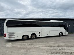 MAN Lion's Coach