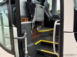 MAN Lion's Coach